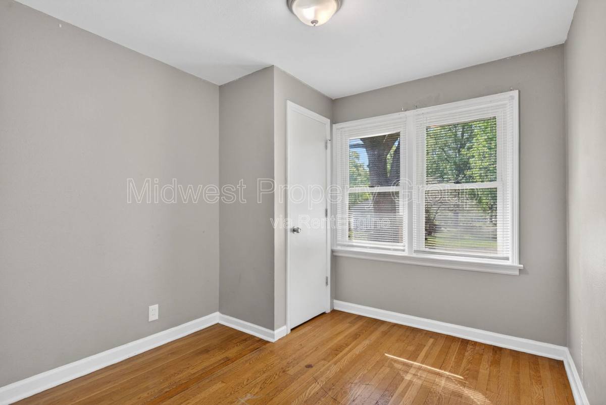 House for rent at 1223 Rapid Dr, Saint Louis, MO 63137