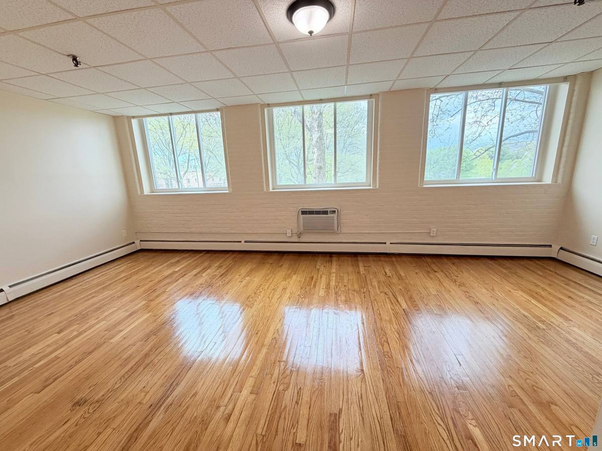 Apartment for rent at 71 Catlin St #5, Meriden, CT 06451