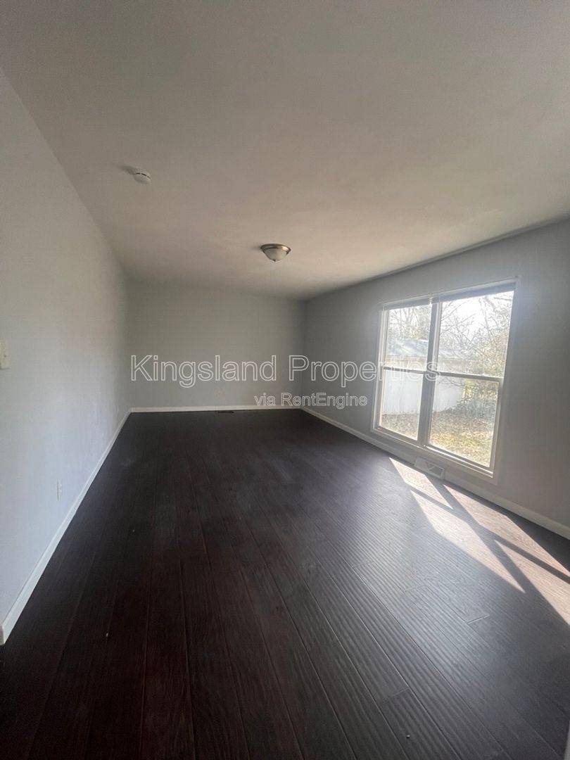 House for rent at 8204 Church St, East Saint Louis, IL 62203