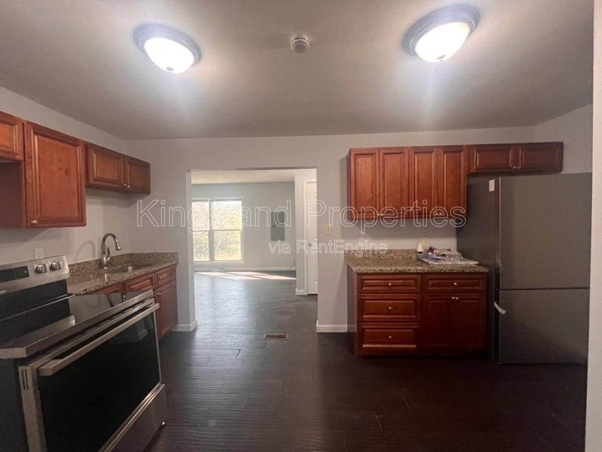 House for rent at 8204 Church St, East Saint Louis, IL 62203