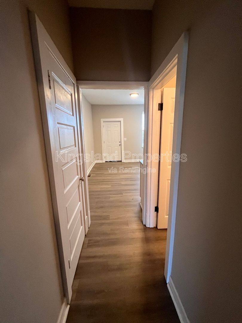 Apartment for rent at 4578 Evans Ave, Saint Louis, MO 63113