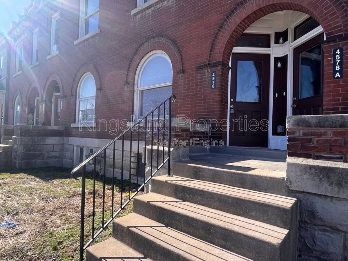 Apartment for rent at 4578 Evans Ave, Saint Louis, MO 63113