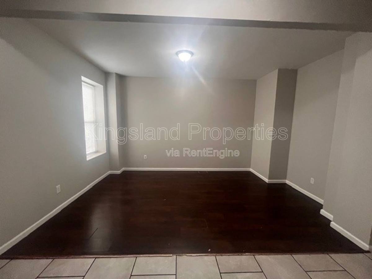 Apartment for rent at 3220 Nebraska Ave #1F, Saint Louis, MO 63118