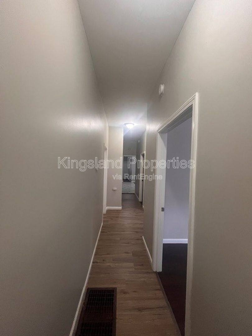 Apartment for rent at 3220 Nebraska Ave #1F, Saint Louis, MO 63118
