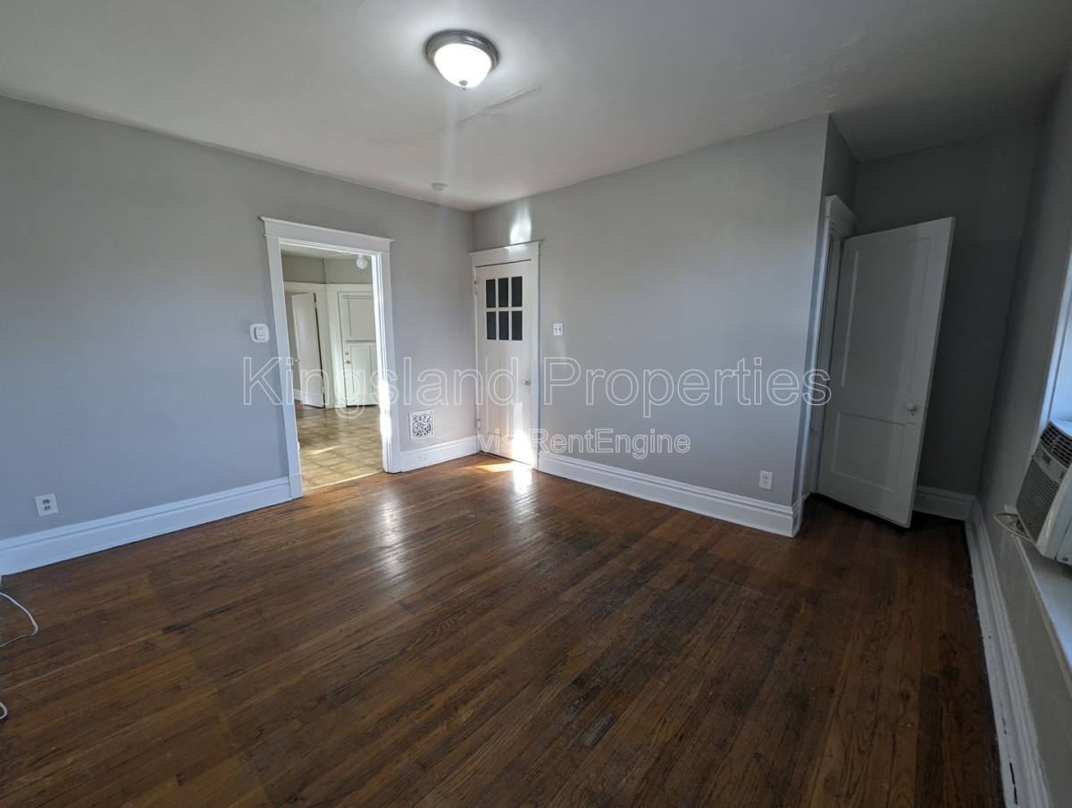 Apartment for rent at 5026 Chippewa St #A, Saint Louis, MO 63109