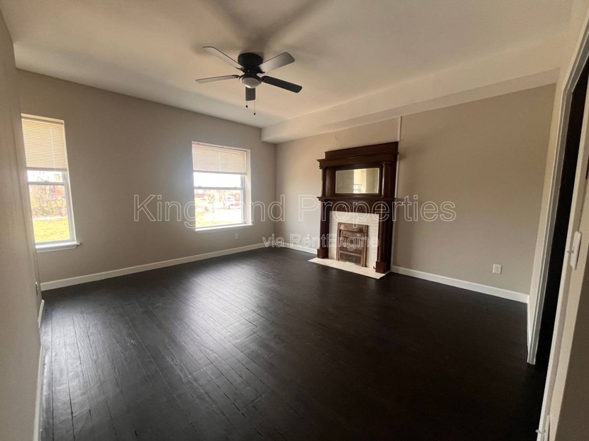 Apartment for rent at 4574 Evans Ave #A, Saint Louis, MO 63113