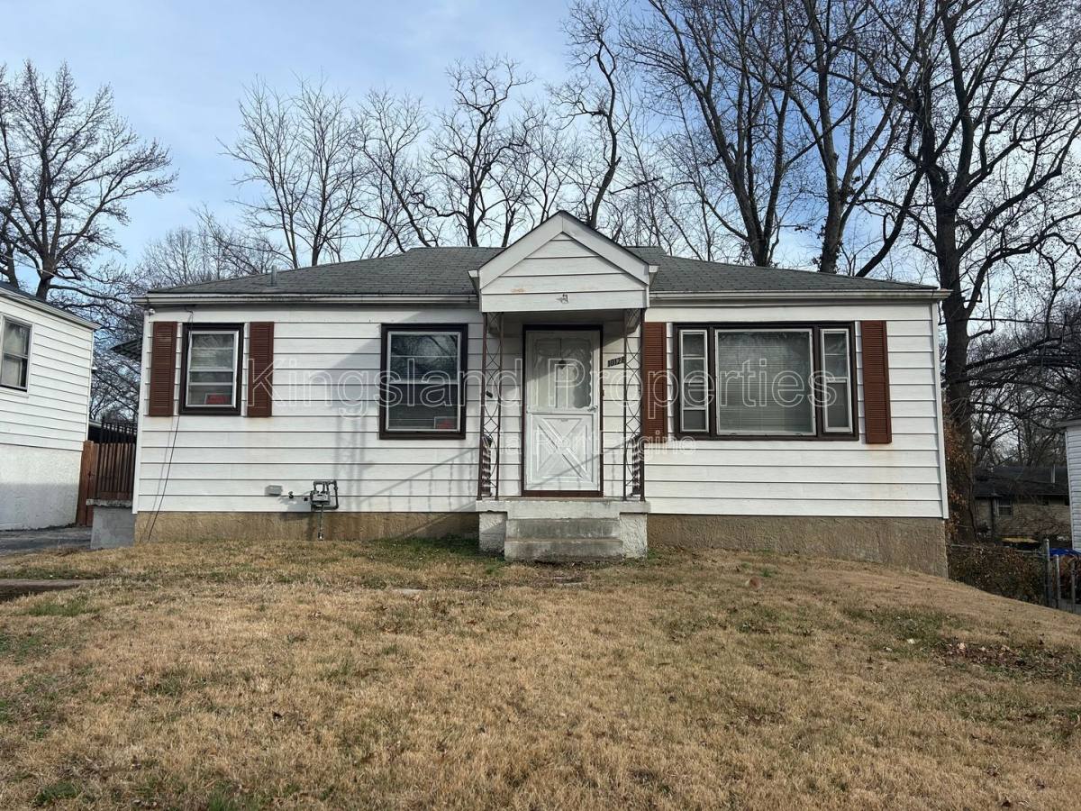 House for rent at 10128 Cloverdale Dr, Saint Louis, MO 63136