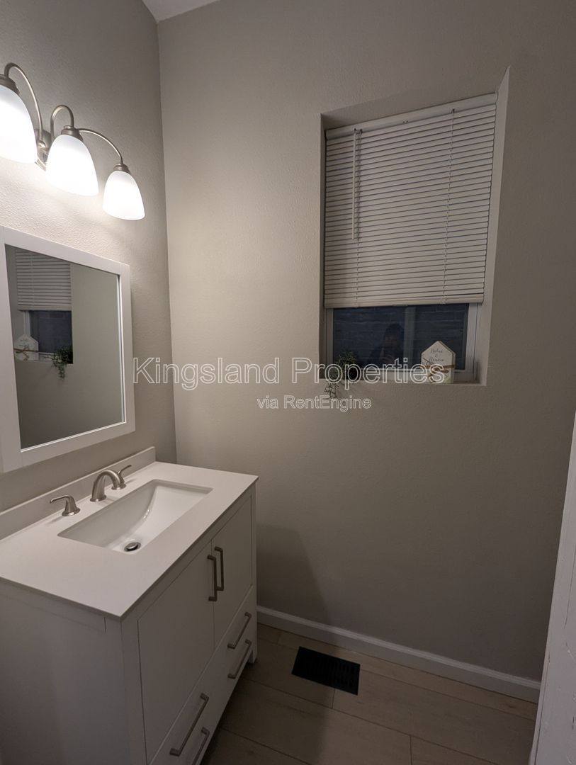 Apartment for rent at 3242 Michigan Ave, Saint Louis, MO 63118