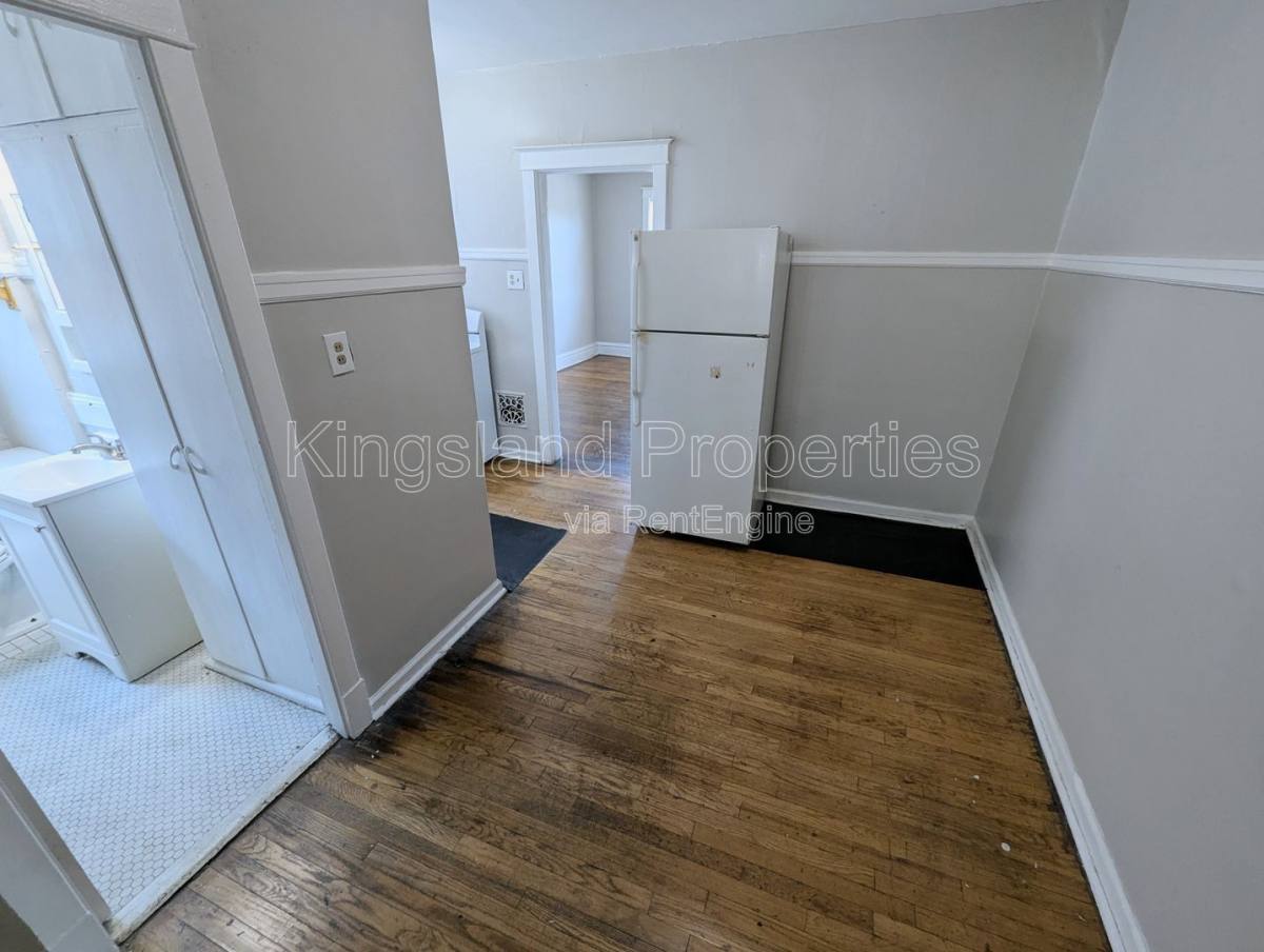 Apartment for rent at 5028 Chippewa St #A, Saint Louis, MO 63109