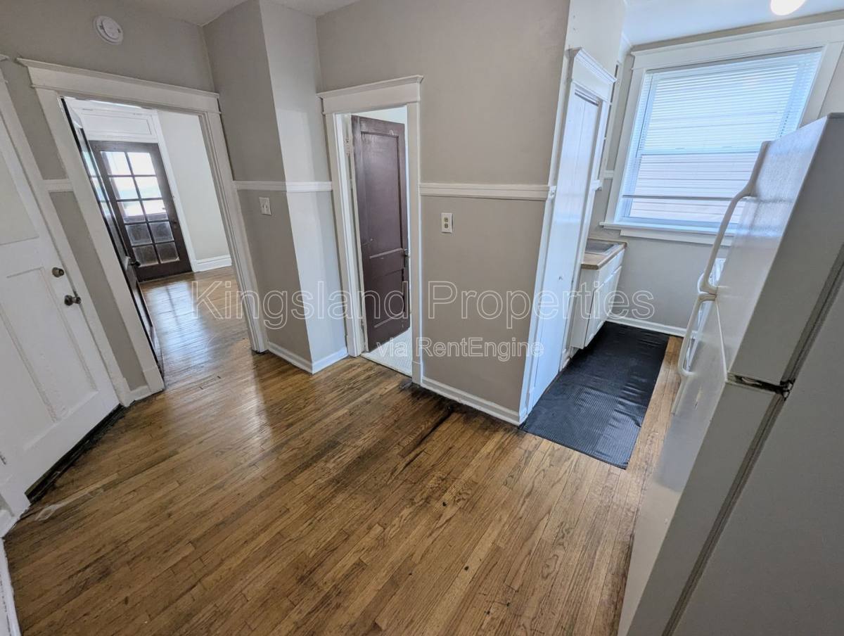 Apartment for rent at 5028 Chippewa St #A, Saint Louis, MO 63109