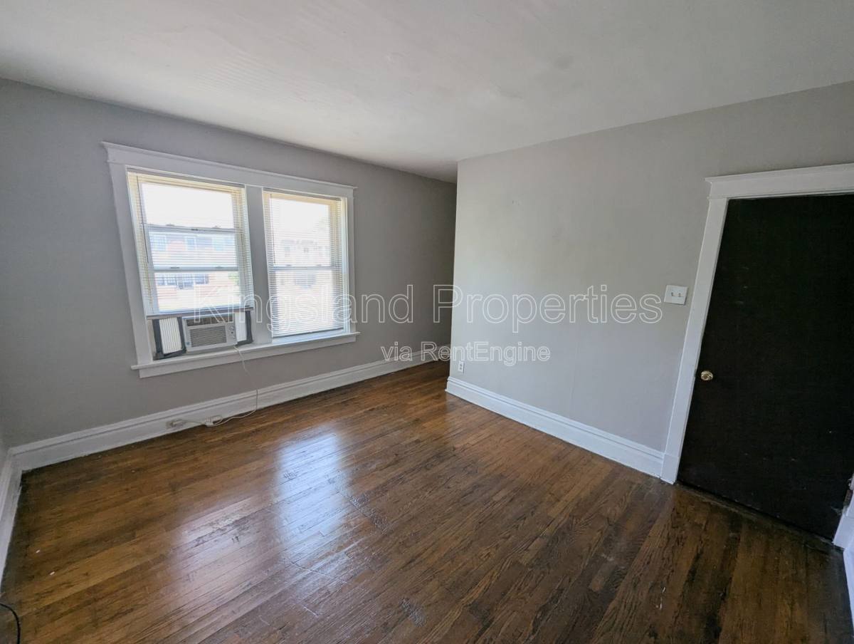 Apartment for rent at 5028 Chippewa St #A, Saint Louis, MO 63109