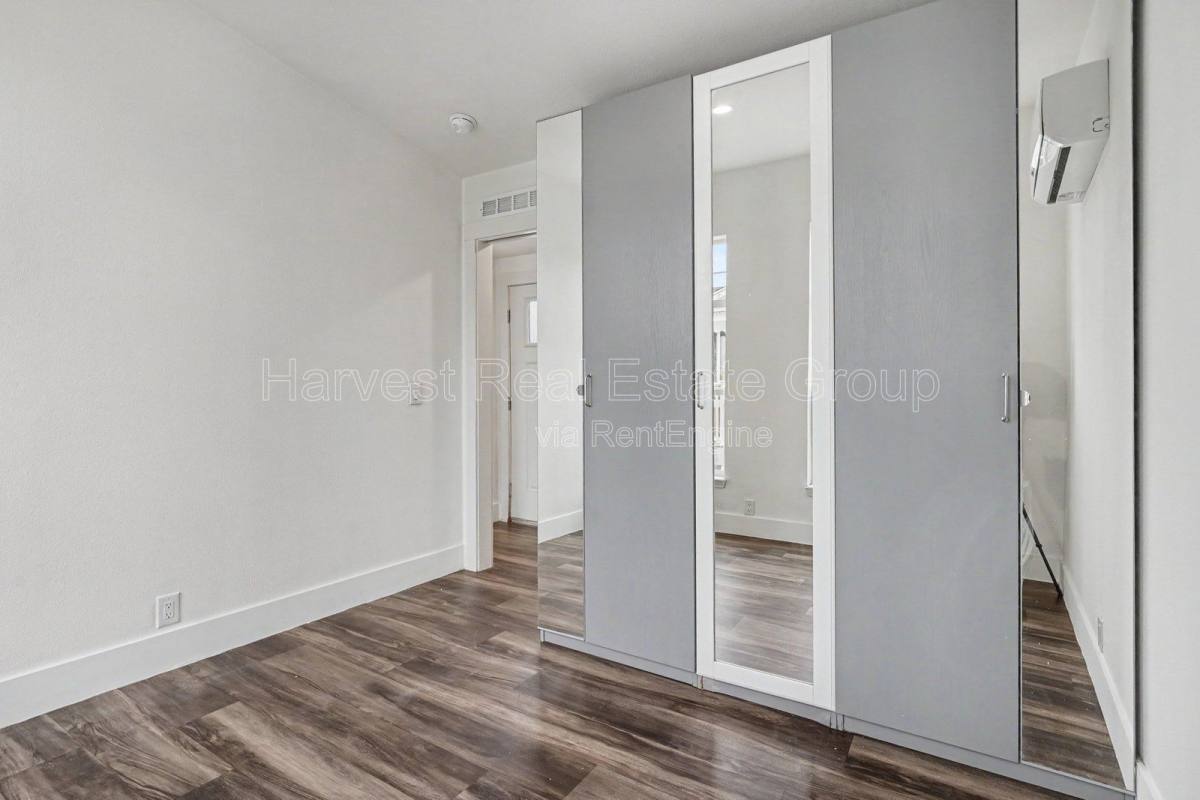 Townhouse for rent at 33158 7th St, Union City, CA 94587
