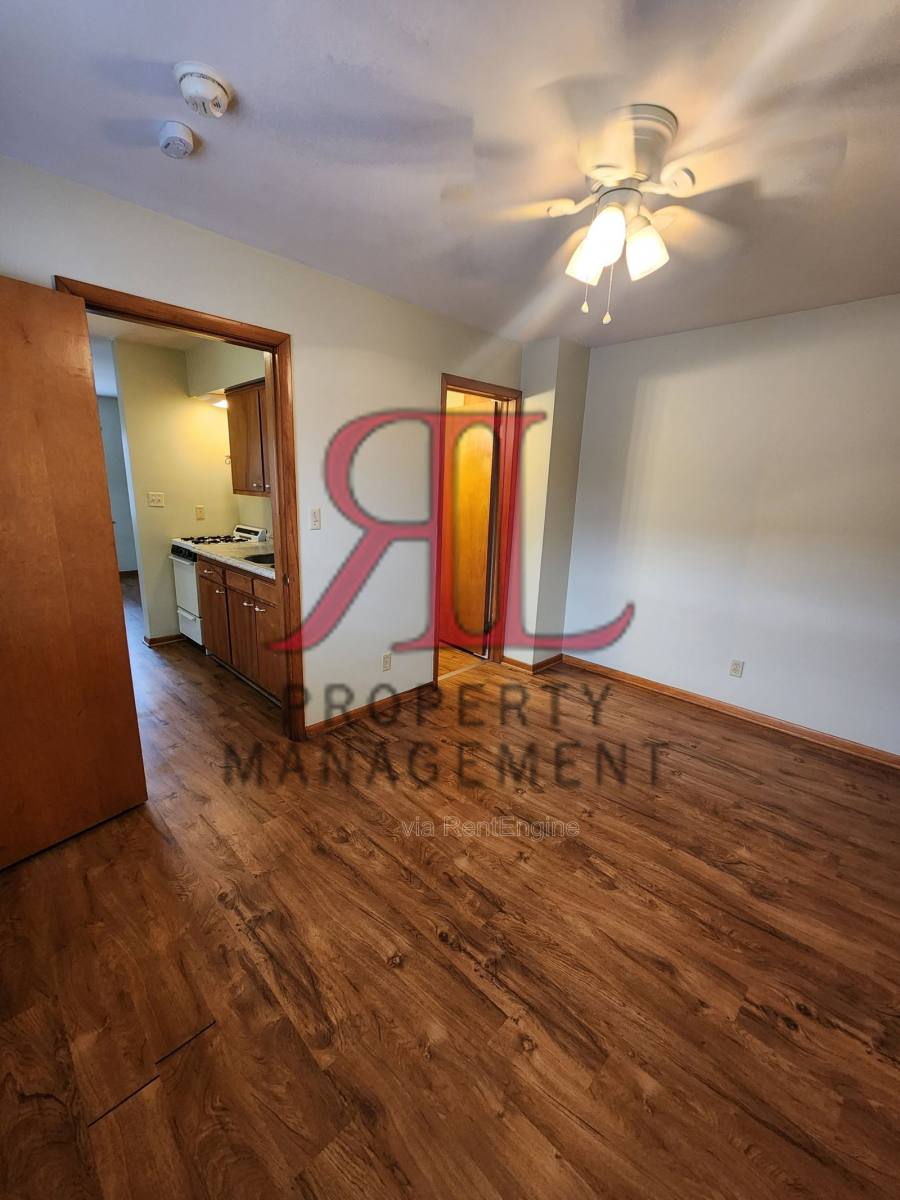 Apartment for rent at 3023 Darfield Place, Columbus, OH 43209