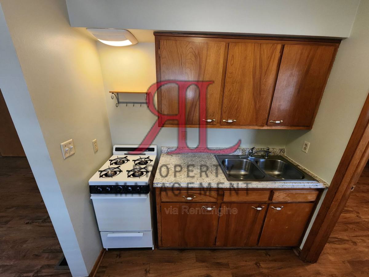 Apartment for rent at 3023 Darfield Place, Columbus, OH 43209