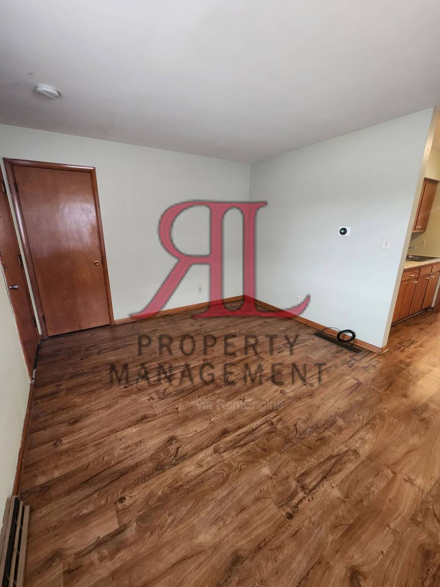 Apartment for rent at 3023 Darfield Place, Columbus, OH 43209