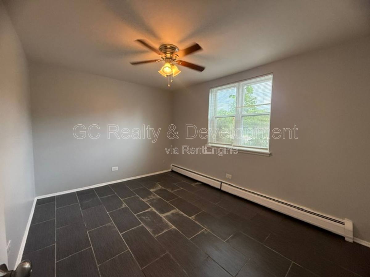 Apartment for rent at 316 N Warwick Ave #GB, Westmont, IL 60559