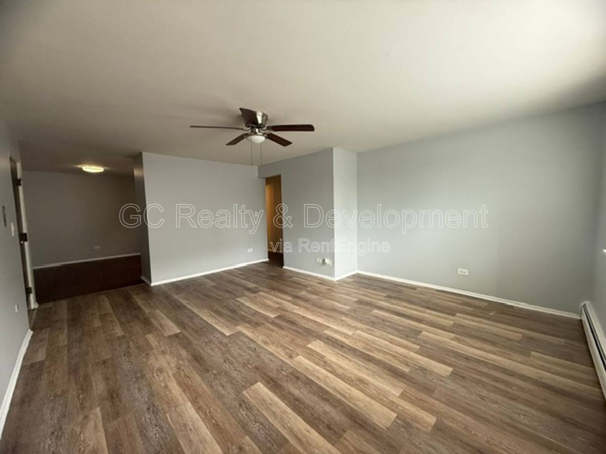 Apartment for rent at 316 N Warwick Ave #GB, Westmont, IL 60559