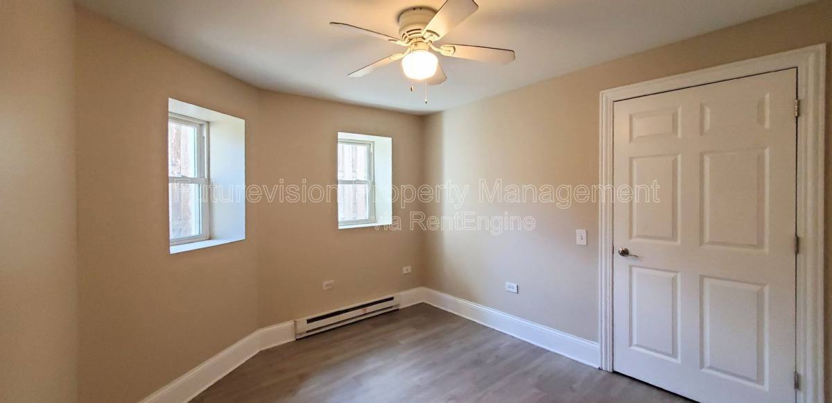 Apartment for rent at 112 N Center St #8, Joliet, IL 60435