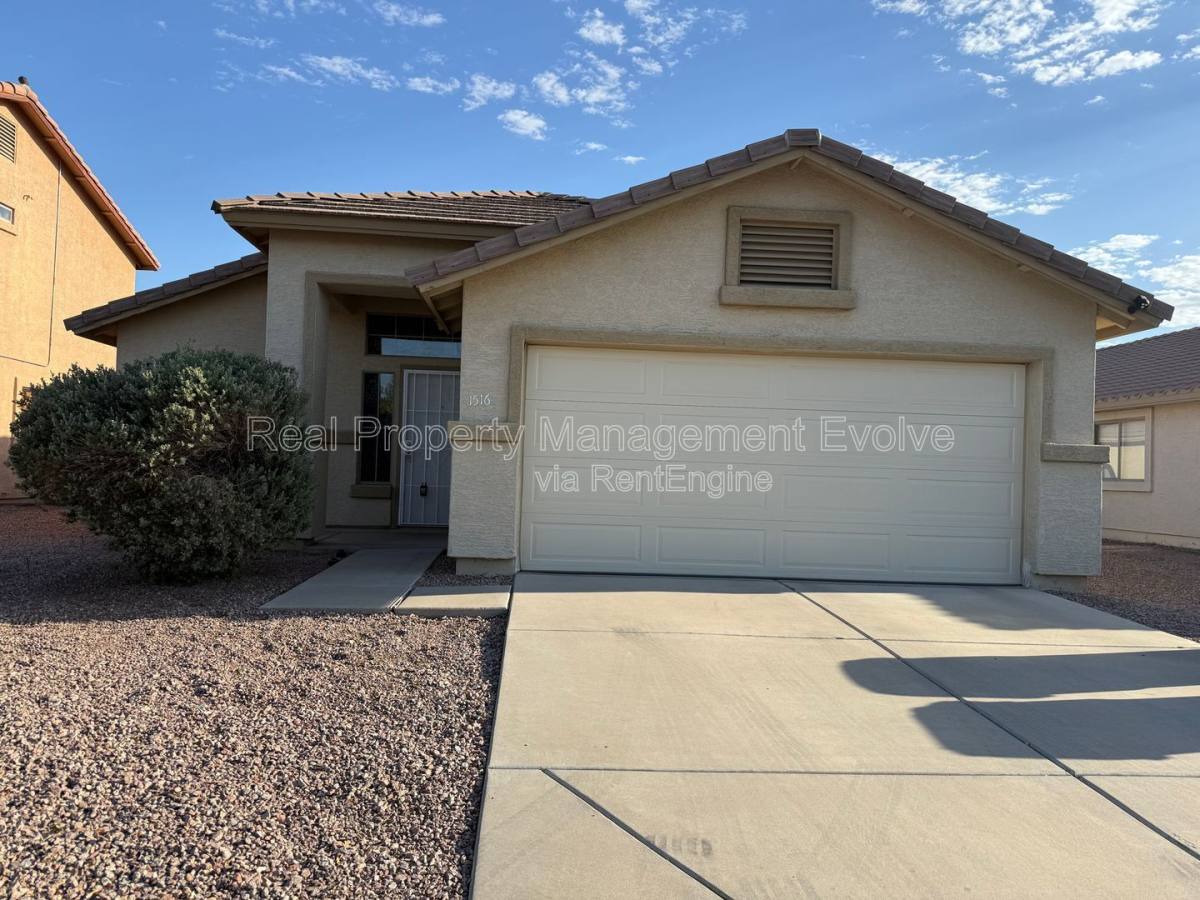 House for rent at 1516 E Bowker St, Phoenix, AZ 85040