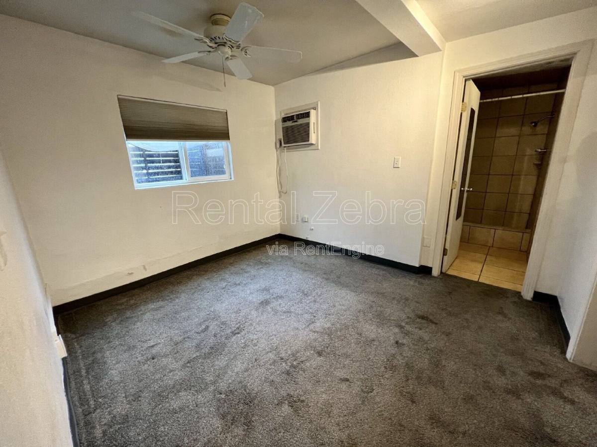 Apartment for rent at 2142 K St, Merced, CA 95340
