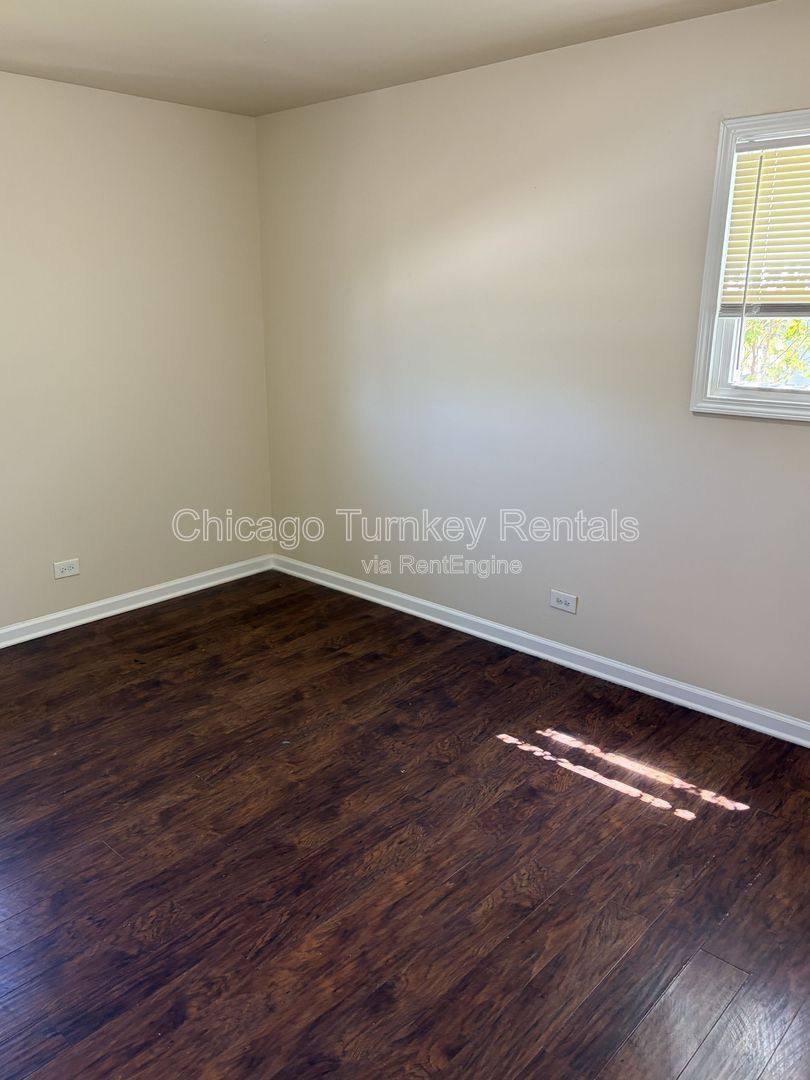 House for rent at 18960 Keeler Ave, Country Club Hills, IL 60478
