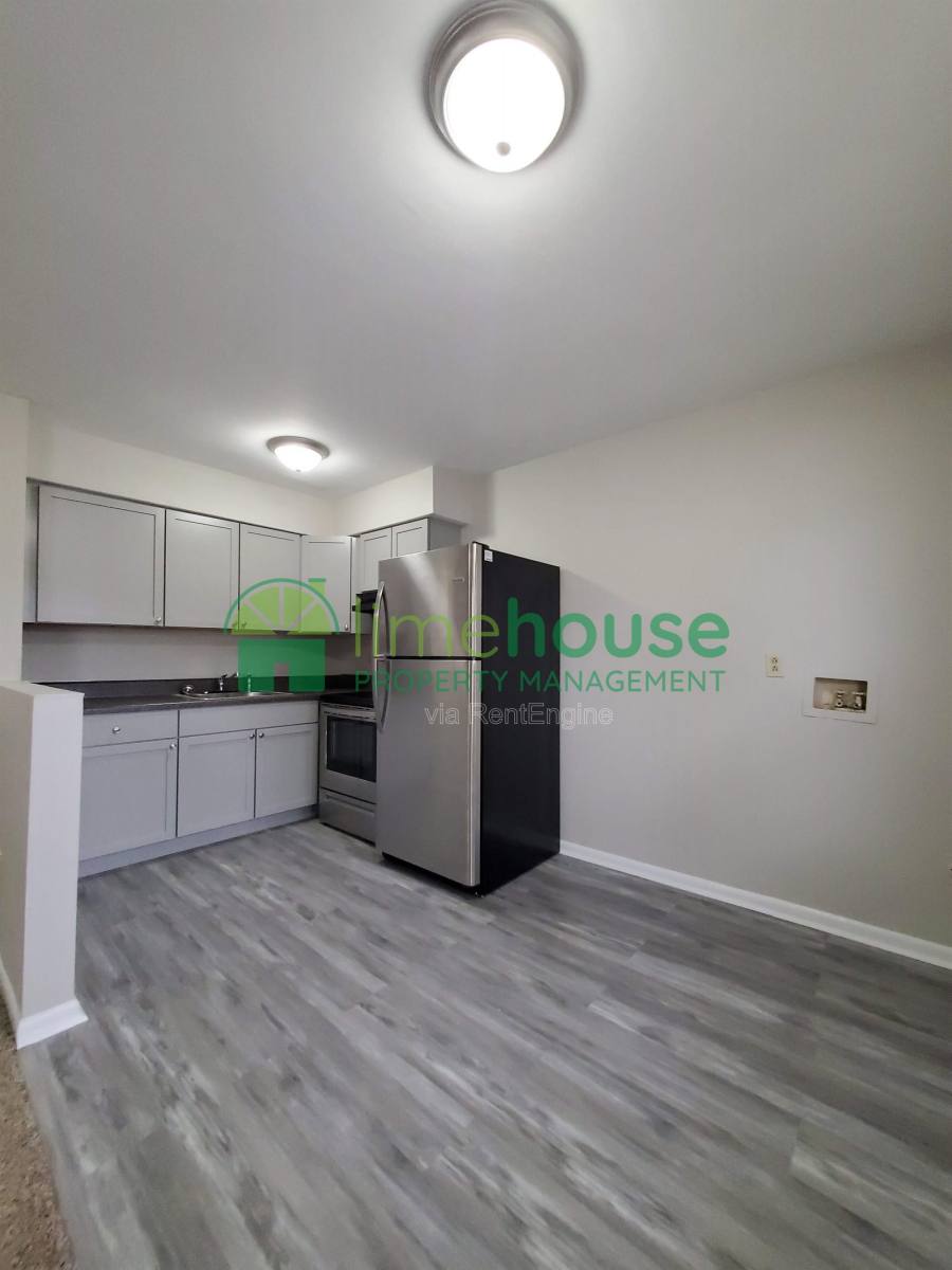 Apartment for rent at 9117 Chesapeake Blvd #4, Norfolk, VA 23503