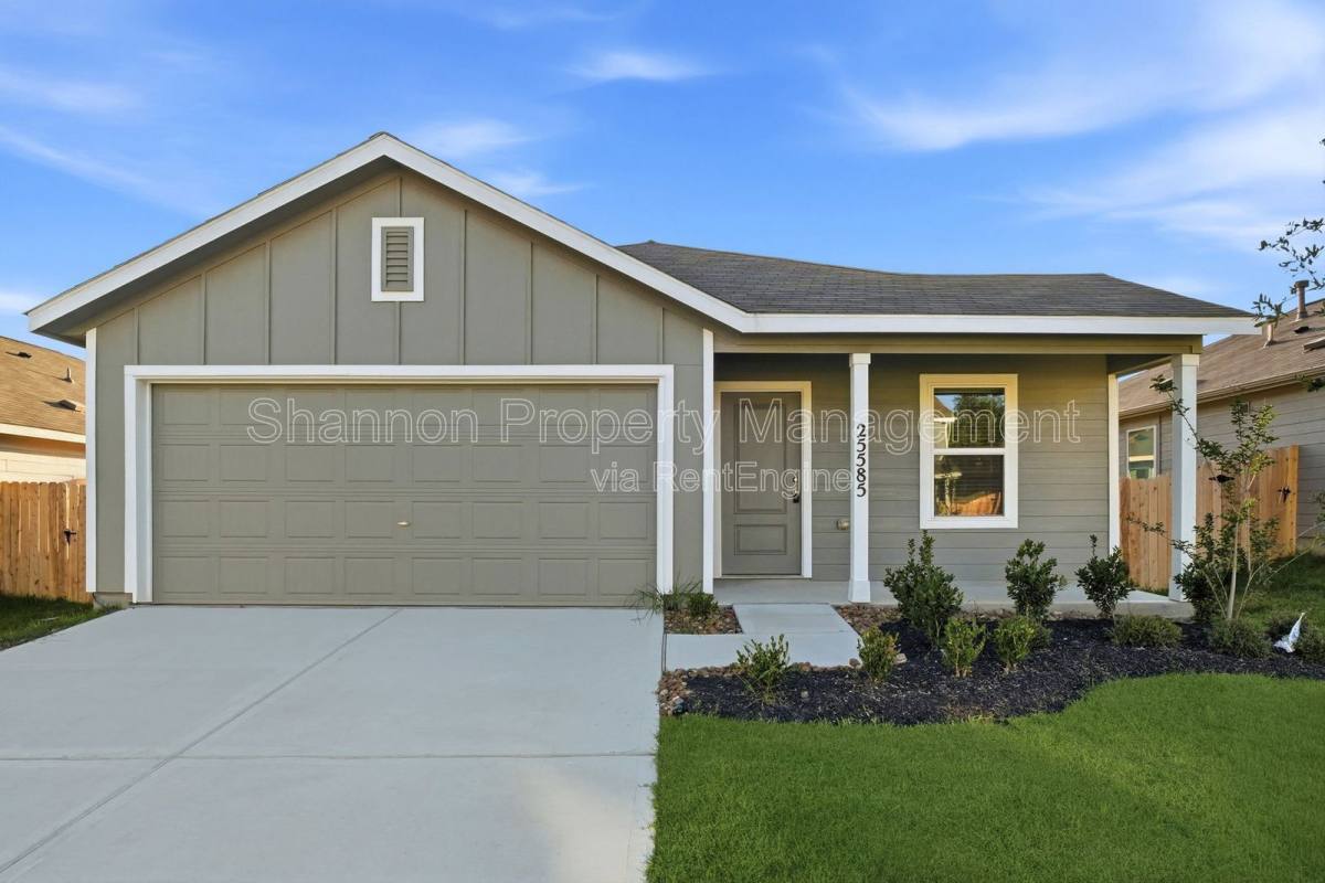 House for rent at 25585 Rose Creek Dr, Cleveland, TX 77328