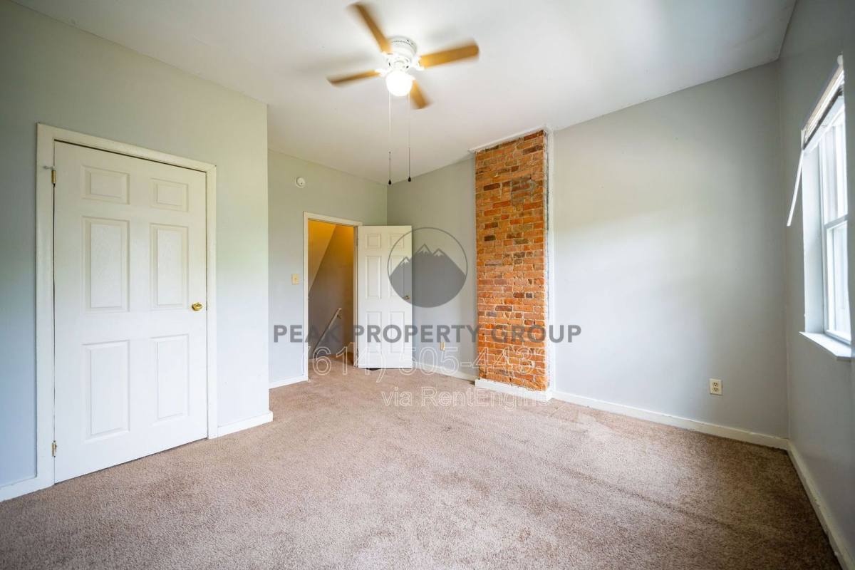 Apartment for rent at 757 Wager St, Columbus, OH 43206