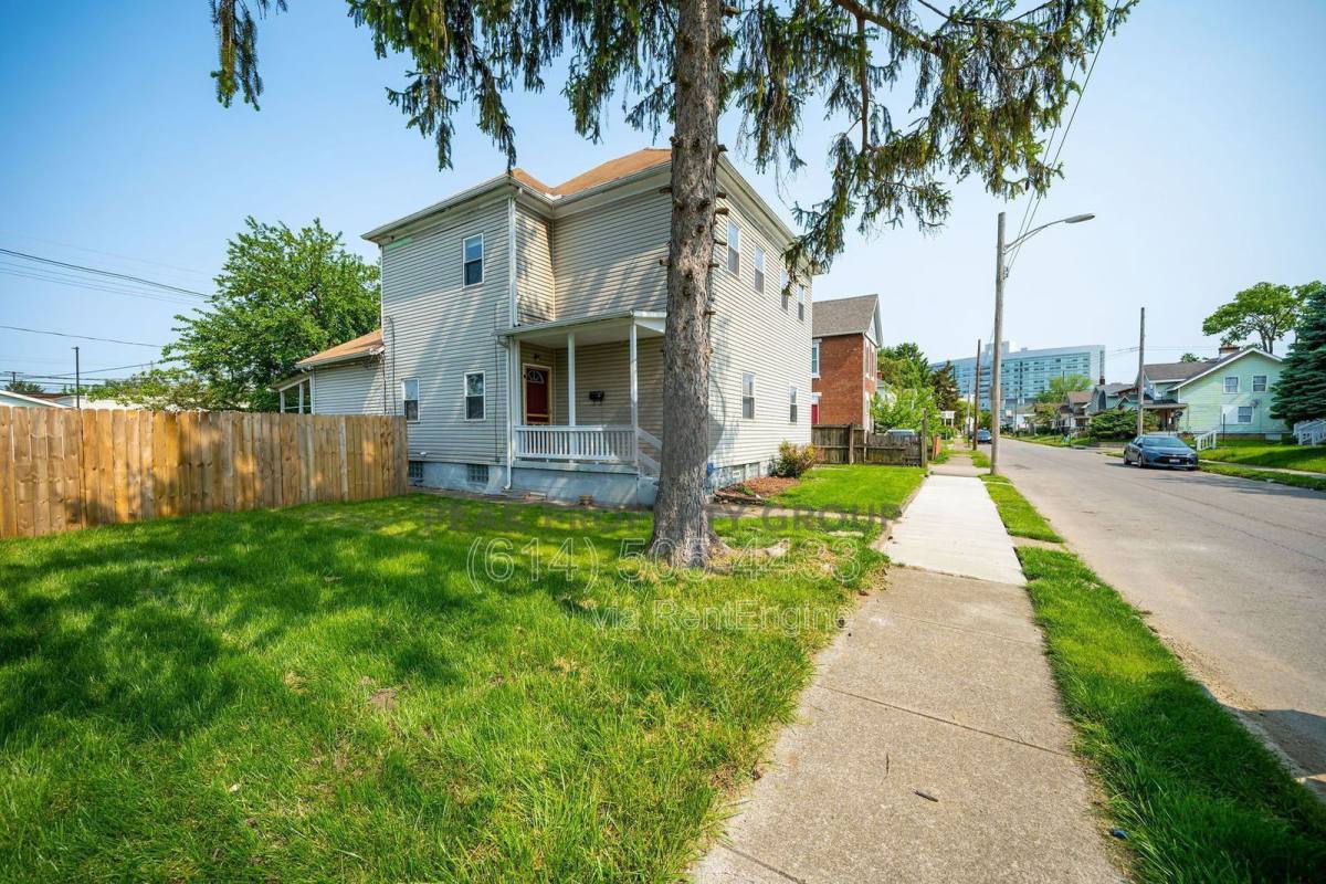Apartment for rent at 757 Wager St, Columbus, OH 43206