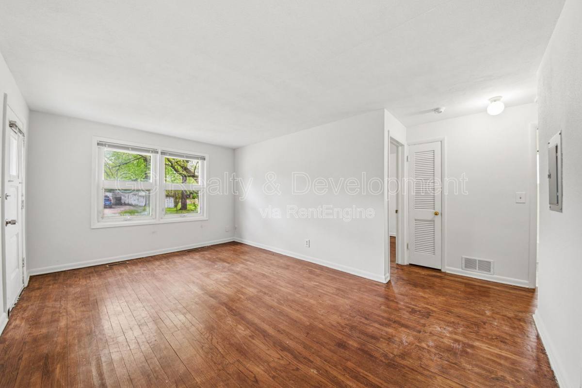 Condo for rent at 907- 913 3rd St #907, McHenry, IL 60050