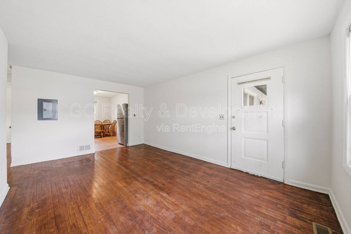 Condo for rent at 907- 913 3rd St #907, McHenry, IL 60050