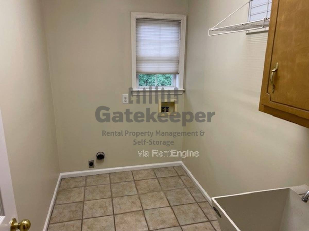 House for rent at 94 Barrington Ridge Court, Sharpsburg, GA 30277