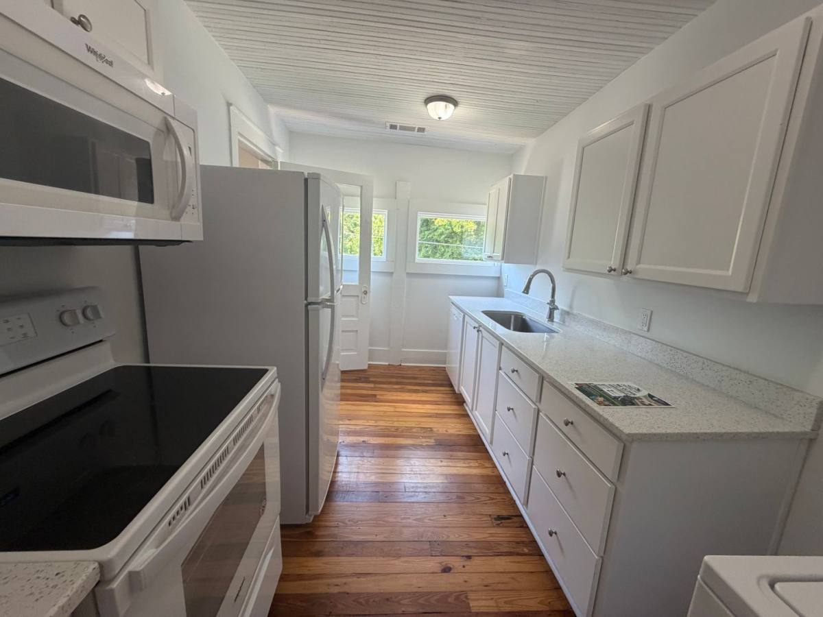 Apartment for rent at 1108 Blvd #4, Macon, GA 31211