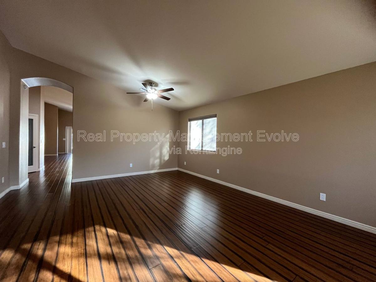 House for rent at 12022 W Morning Dove Dr, Sun City, AZ 85373