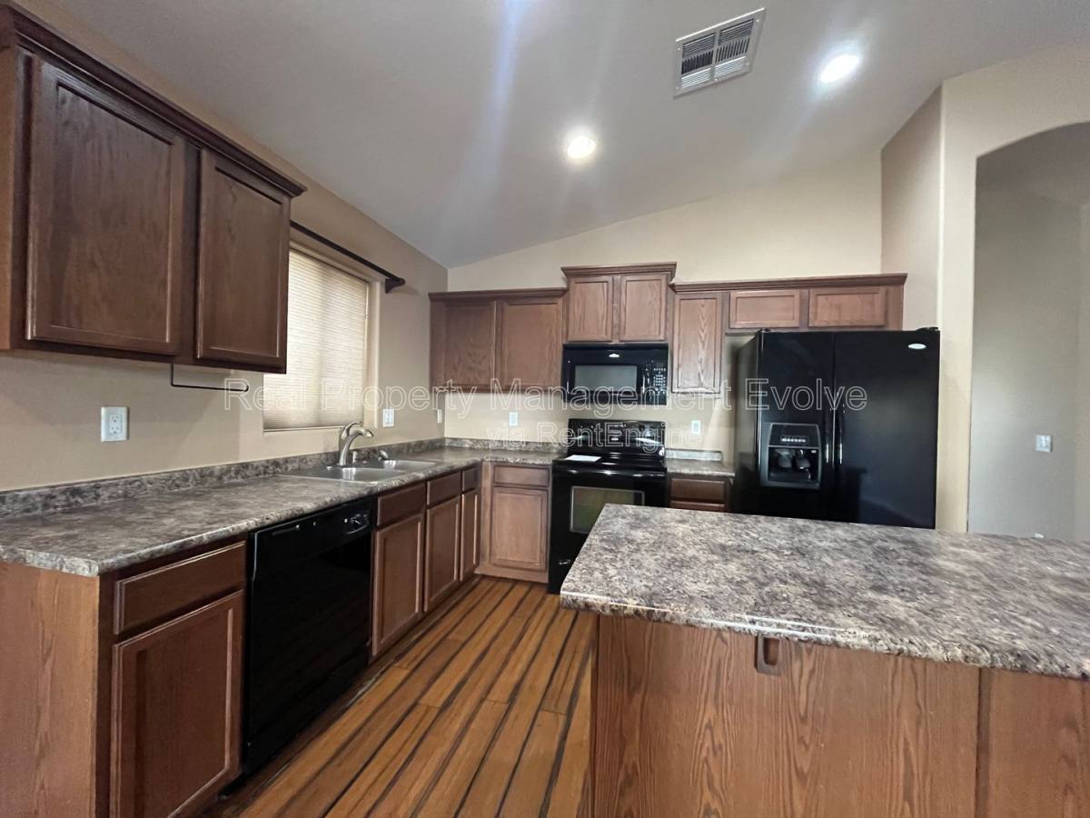 House for rent at 12022 W Morning Dove Dr, Sun City, AZ 85373