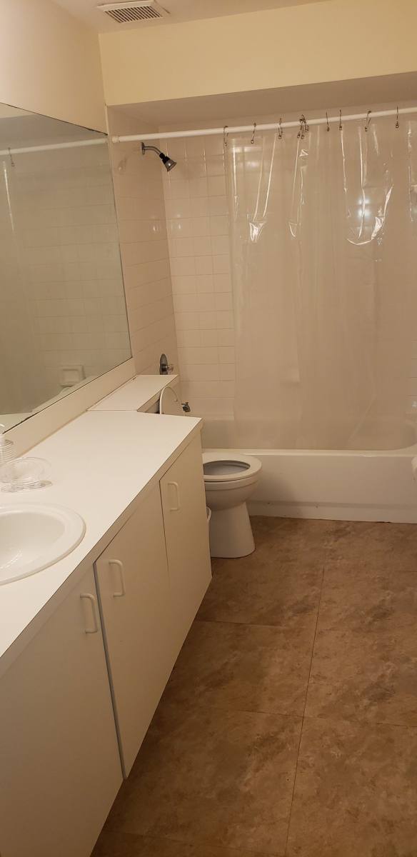 House for rent at 19820 NW 86 Ave, Hialeah, FL 33015