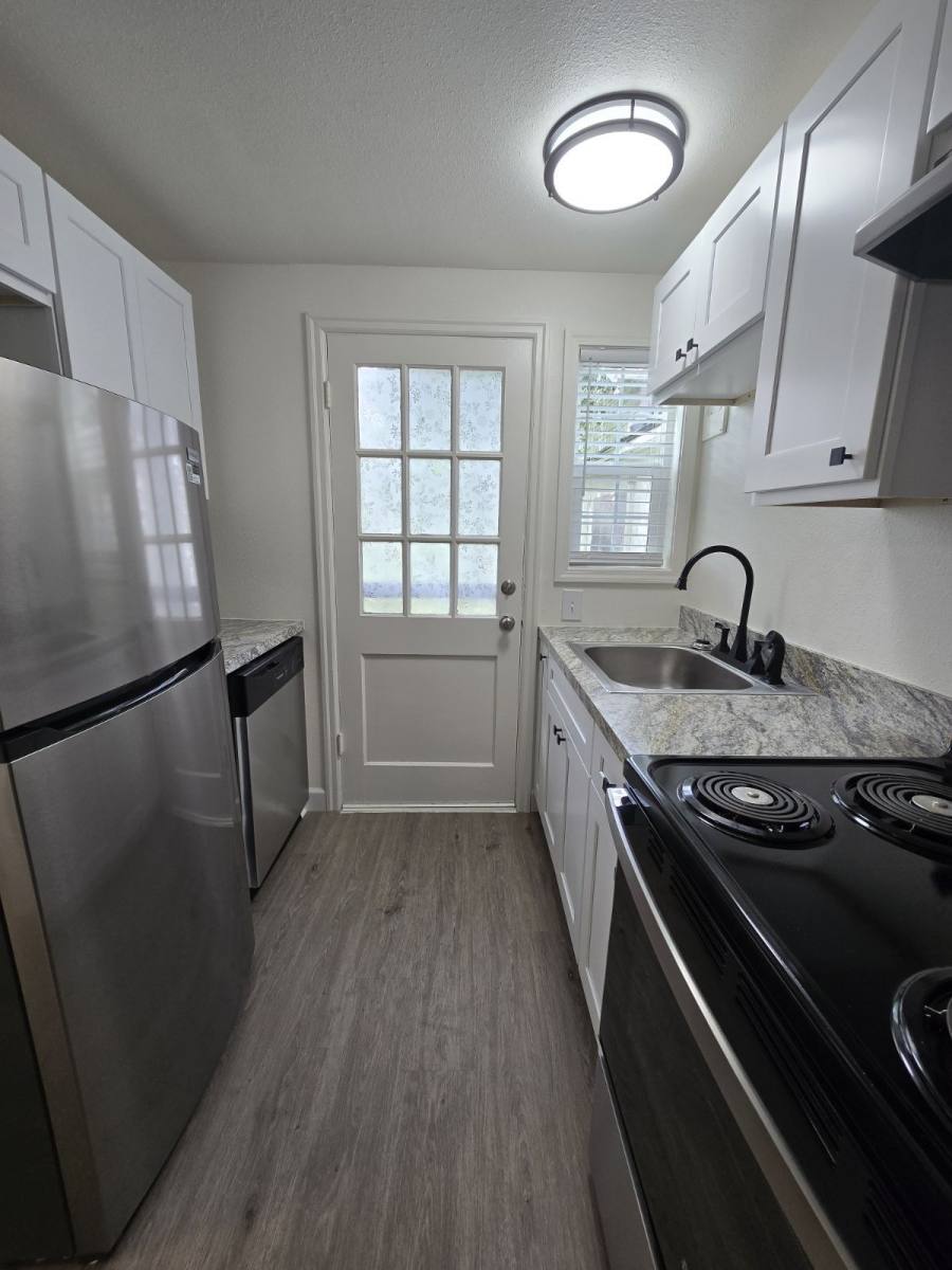 Apartment for rent at 441 NE Winchester St, Roseburg, OR 97470