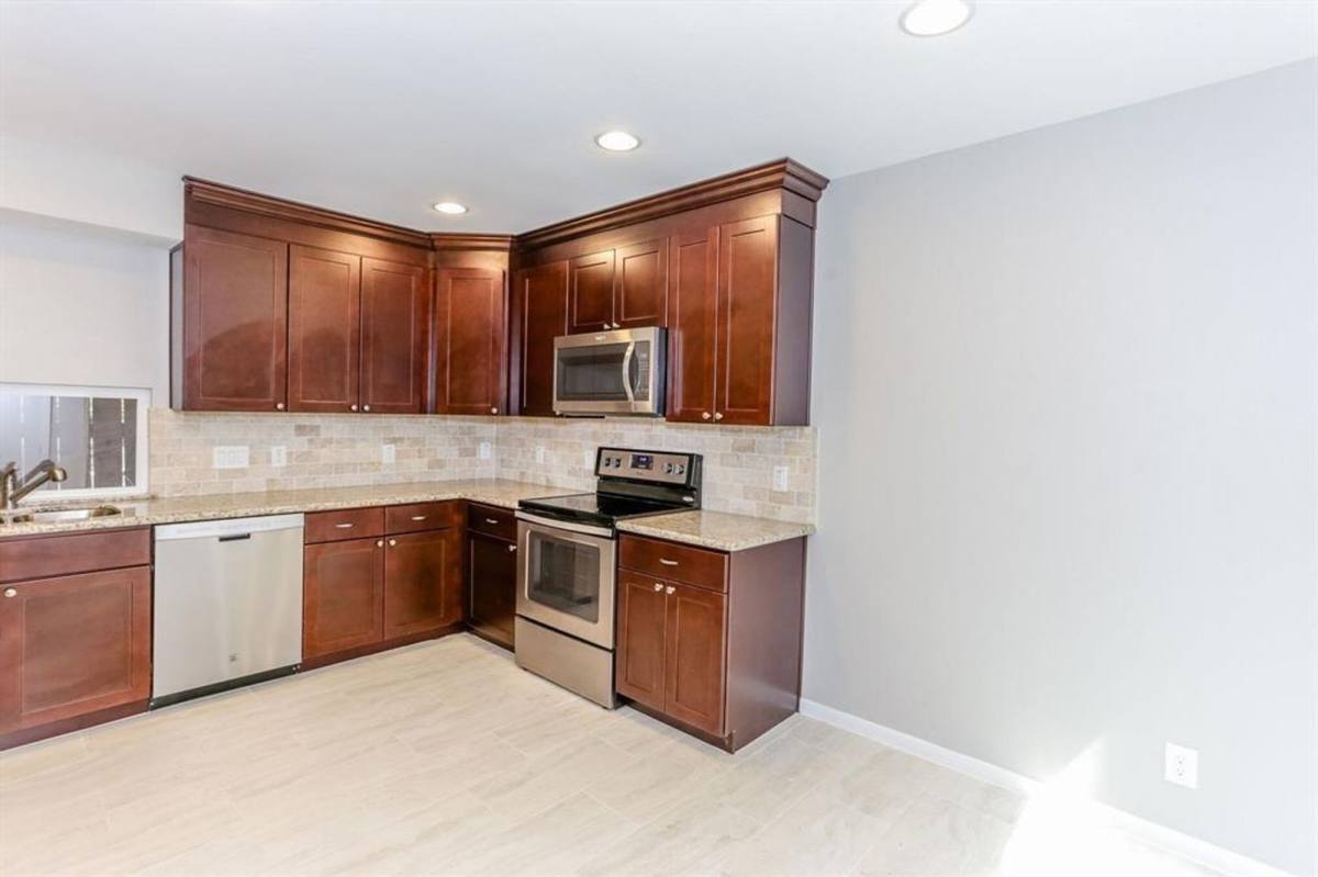 Apartment for rent at 1918 Branard St, Houston, TX 77098