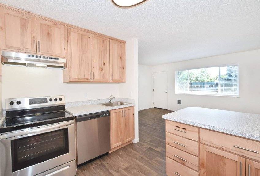Apartment for rent at 3041 SE 20th Ave, Portland, OR 97202