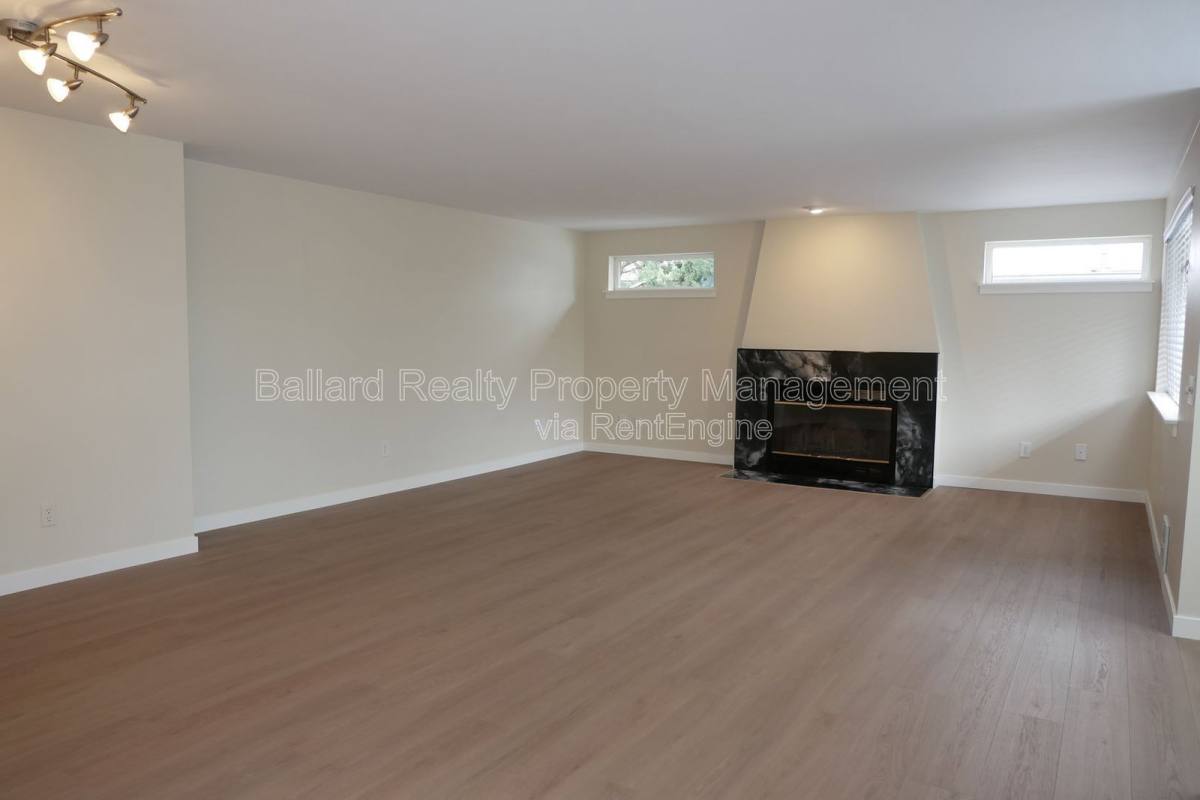 Apartment for rent at 6116 22nd Ave NW #3, Seattle, WA 98107