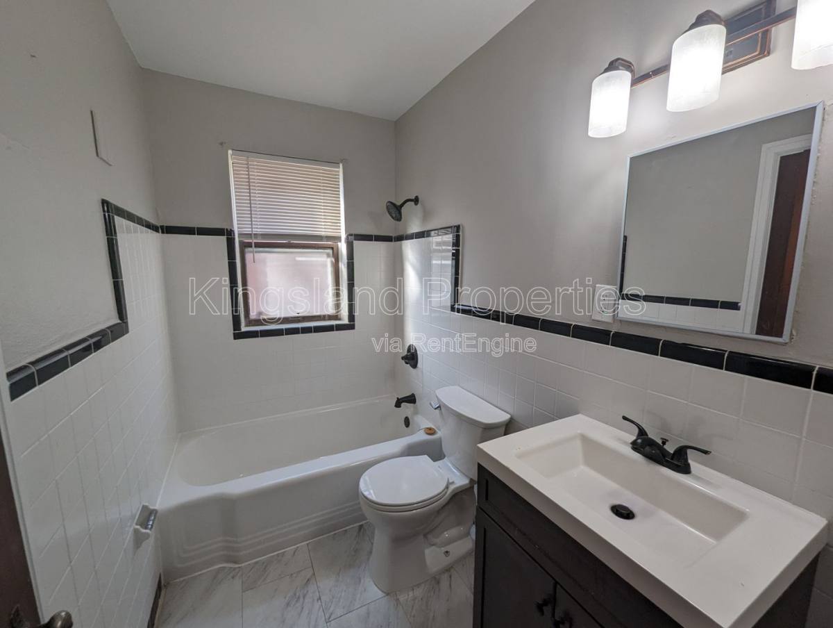 Apartment for rent at 3910 Chippewa St #1F, Saint Louis, MO 63116