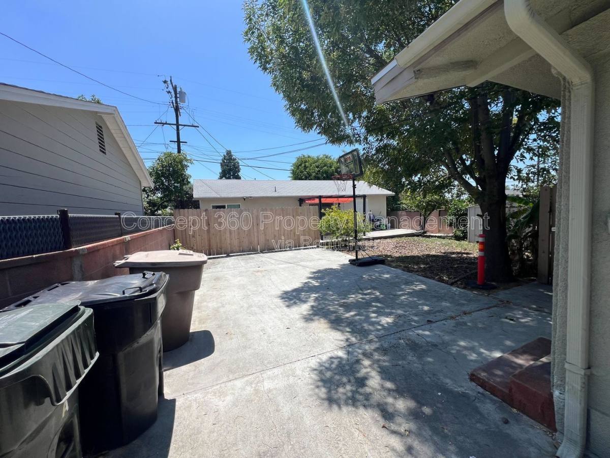 Apartment for rent at 144 Primrose Ave #B, Placentia, CA 92870