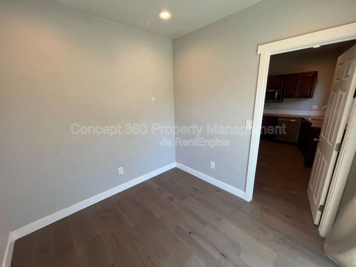 Apartment for rent at 144 Primrose Ave #B, Placentia, CA 92870