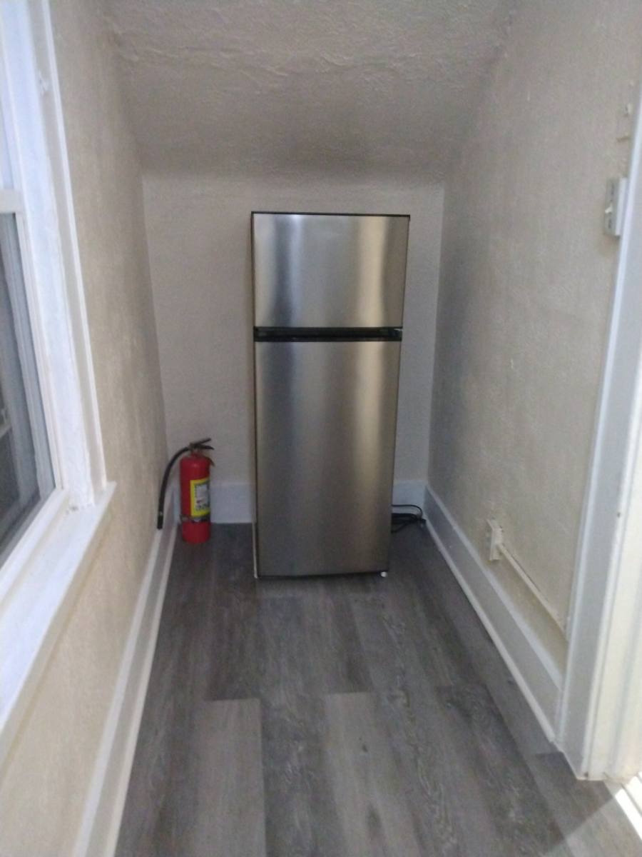 Apartment for rent at 134 Sunset Ave - 3rd Floor, Newark, NJ 07106