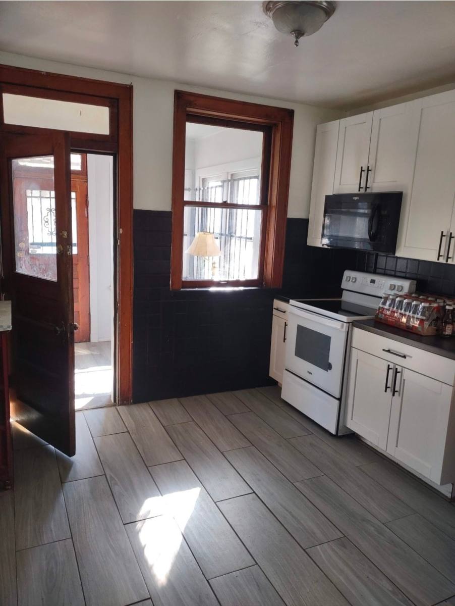 Apartment for rent at 4846 Penrose St #1, Saint Louis, MO 63115
