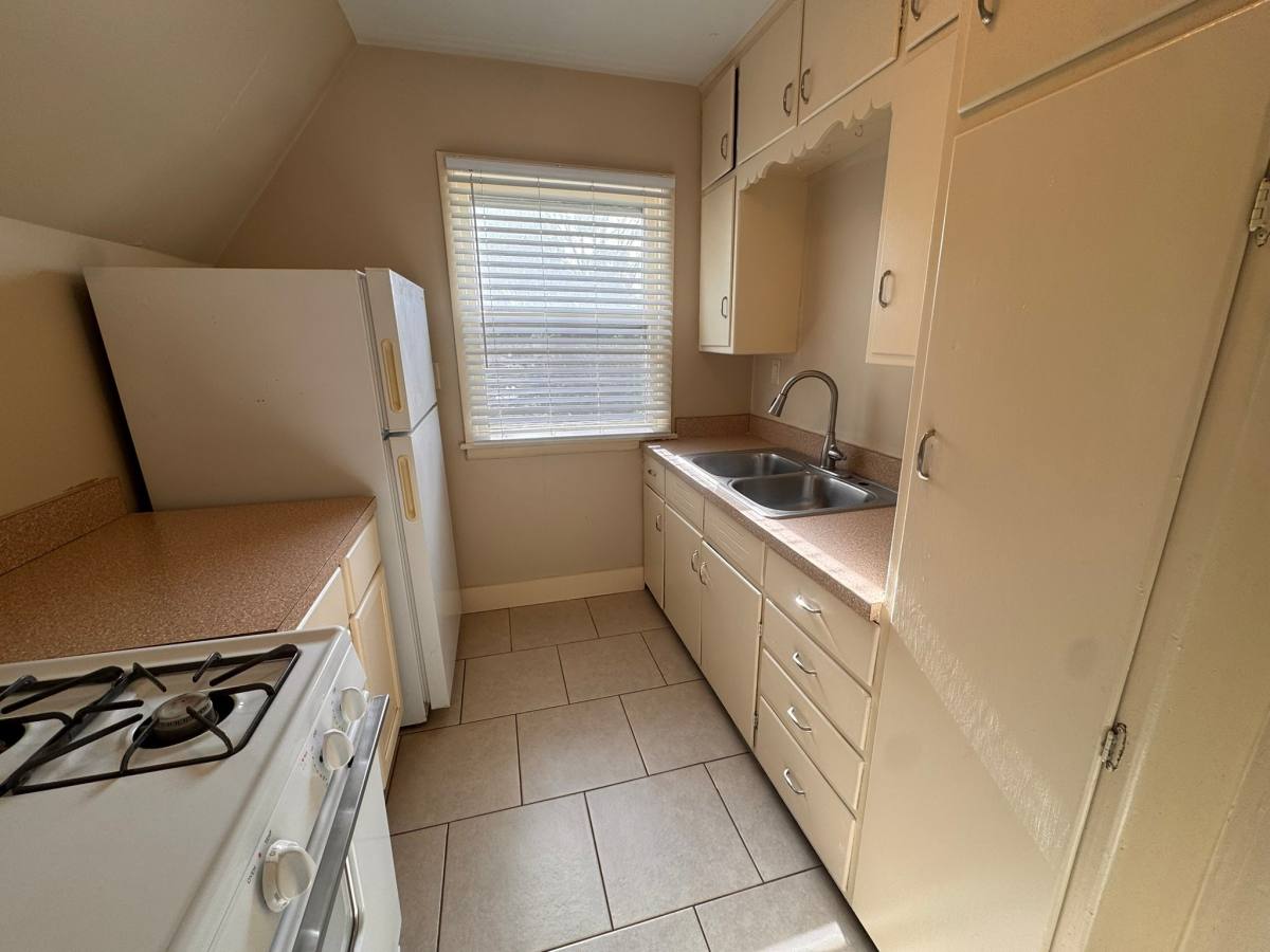 Apartment for rent at 2735 Alpha St #2, Lincoln, NE 68510
