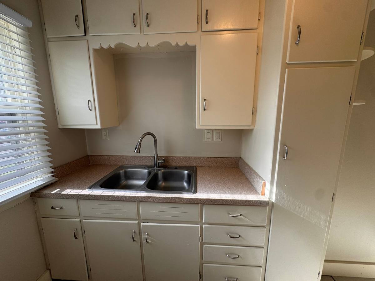 Apartment for rent at 2735 Alpha St #2, Lincoln, NE 68510