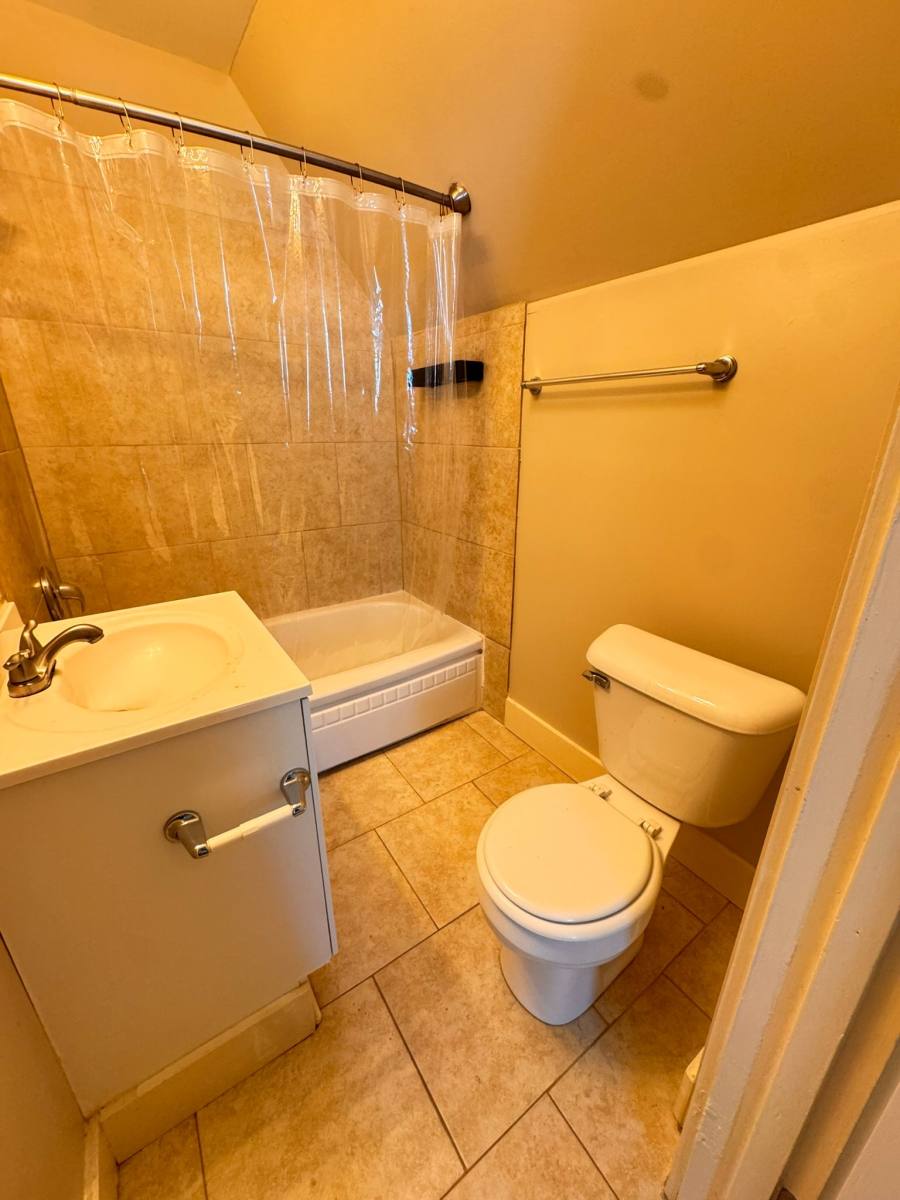 Apartment for rent at 2735 Alpha St #2, Lincoln, NE 68510