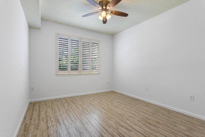 Apartment for rent at 10103 W Myrtlewood Circle, Palm Beach Gardens, FL 33418