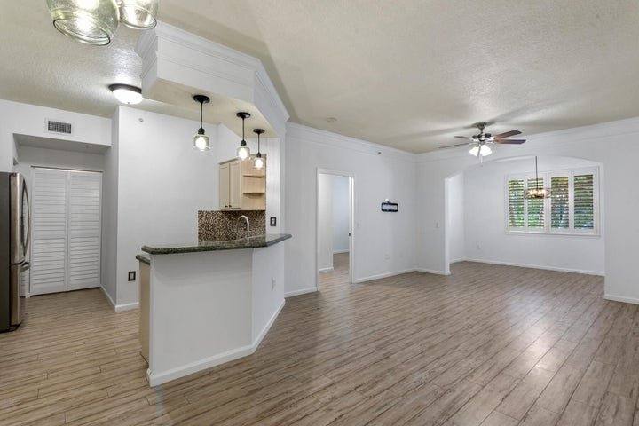 Apartment for rent at 10103 W Myrtlewood Circle, Palm Beach Gardens, FL 33418